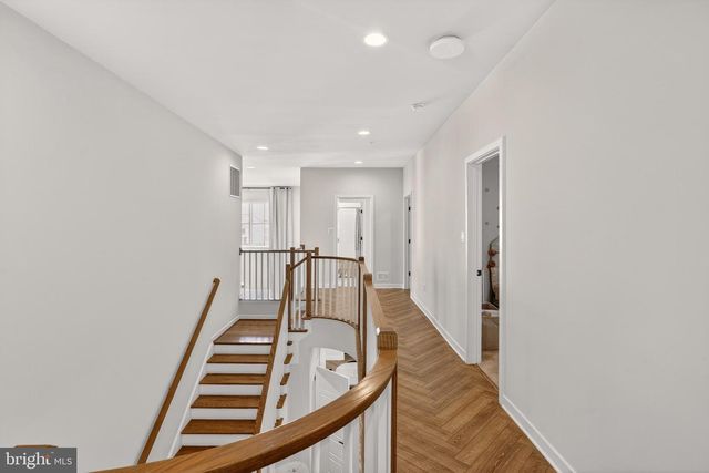 22069 CLARKSBURG RD, Clarksburg, MD 20871