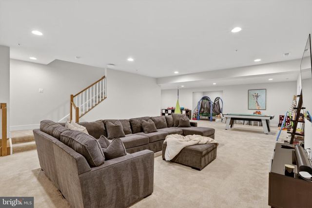 22069 CLARKSBURG RD, Clarksburg, MD 20871