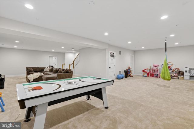 22069 CLARKSBURG RD, Clarksburg, MD 20871