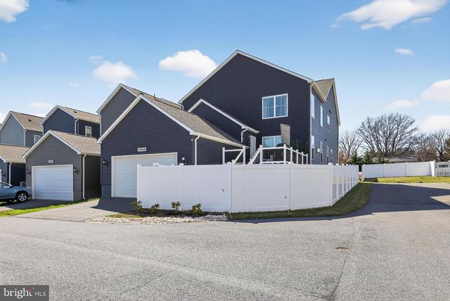 22069 CLARKSBURG RD, Clarksburg, MD 20871