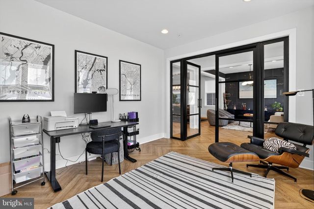 22069 CLARKSBURG RD, Clarksburg, MD 20871