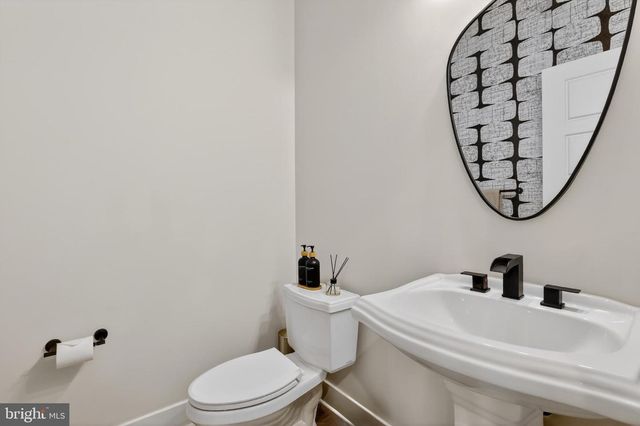 22069 CLARKSBURG RD, Clarksburg, MD 20871