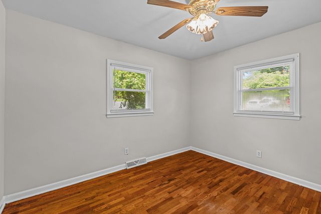 111 Pinehurst Drive, Frankfort, KY 40601
