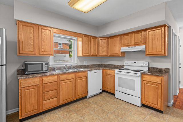 111 Pinehurst Drive, Frankfort, KY 40601
