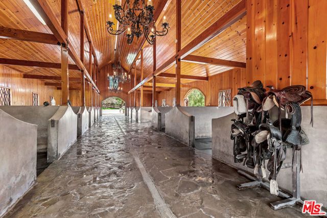 8018 Balcom Canyon Road, Somis, CA 93066