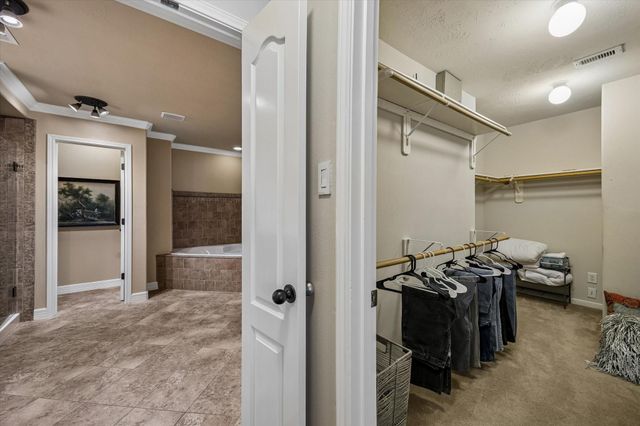7426 Hollister Spring, Houston, TX 77040