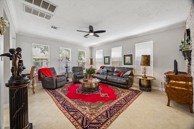 7426 Hollister Spring, Houston, TX 77040