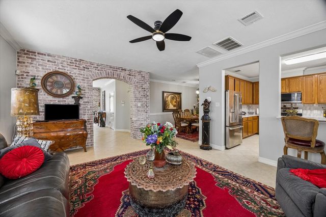 7426 Hollister Spring, Houston, TX 77040