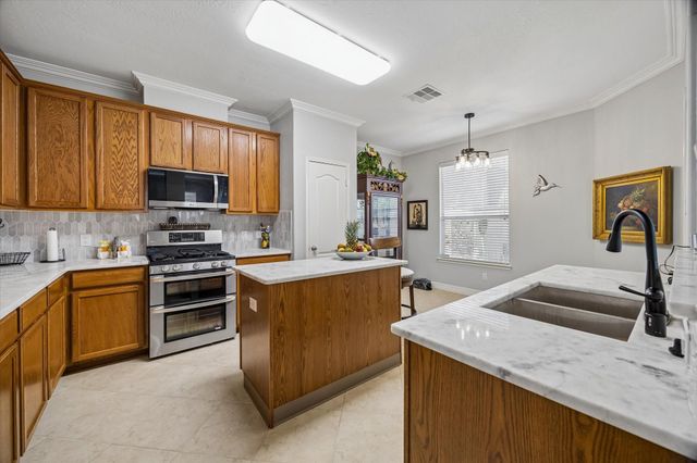 7426 Hollister Spring, Houston, TX 77040