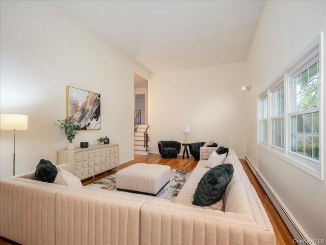 3 Spring Rock Place, Spring Valley, NY 10977