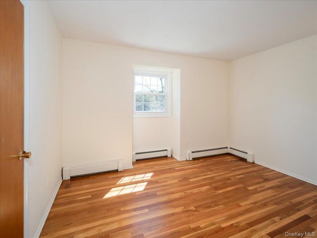 3 Spring Rock Place, Spring Valley, NY 10977