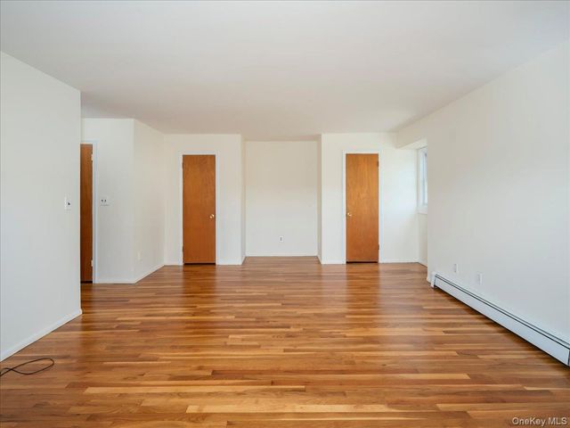 3 Spring Rock Place, Spring Valley, NY 10977