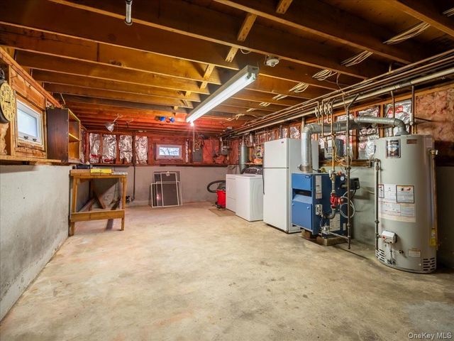 3 Spring Rock Place, Spring Valley, NY 10977