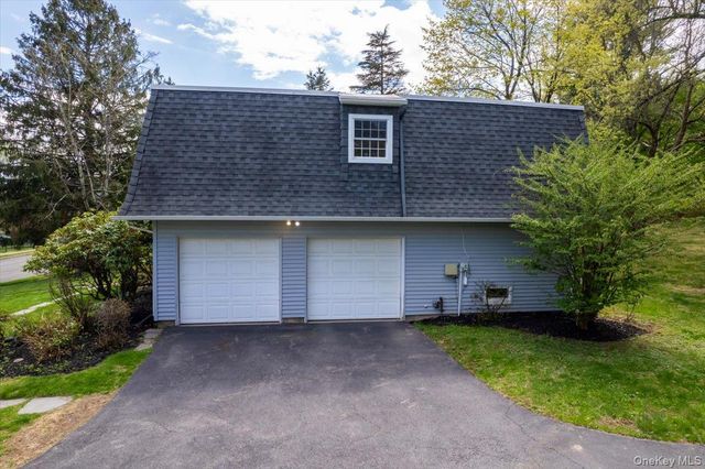 3 Spring Rock Place, Spring Valley, NY 10977