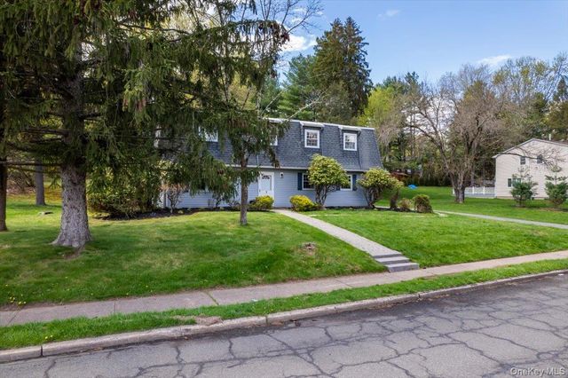 3 Spring Rock Place, Spring Valley, NY 10977