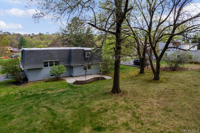 3 Spring Rock Place, Spring Valley, NY 10977