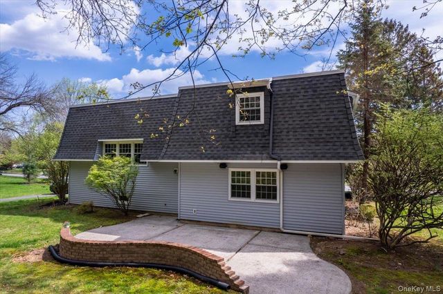 3 Spring Rock Place, Spring Valley, NY 10977