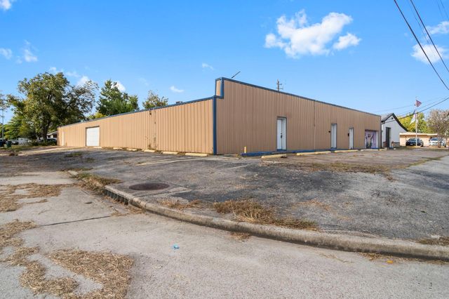 1018 Shaver Street, Pasadena, TX 77506