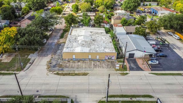 1018 Shaver Street, Pasadena, TX 77506