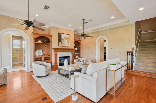 2 Wilmington Court, Sugar Land, TX 77479