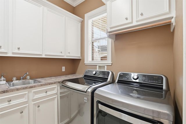 2 Wilmington Court, Sugar Land, TX 77479