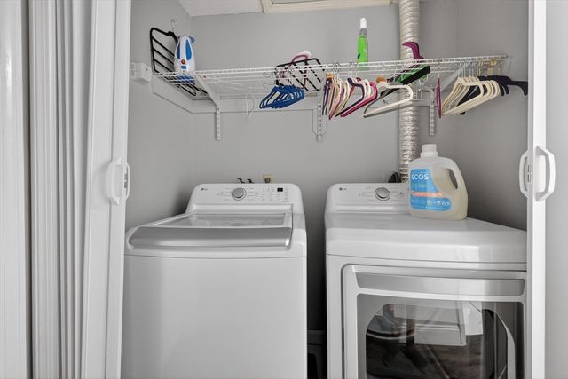 425 Maple Brook Rd 425, Bellingham, MA 02019