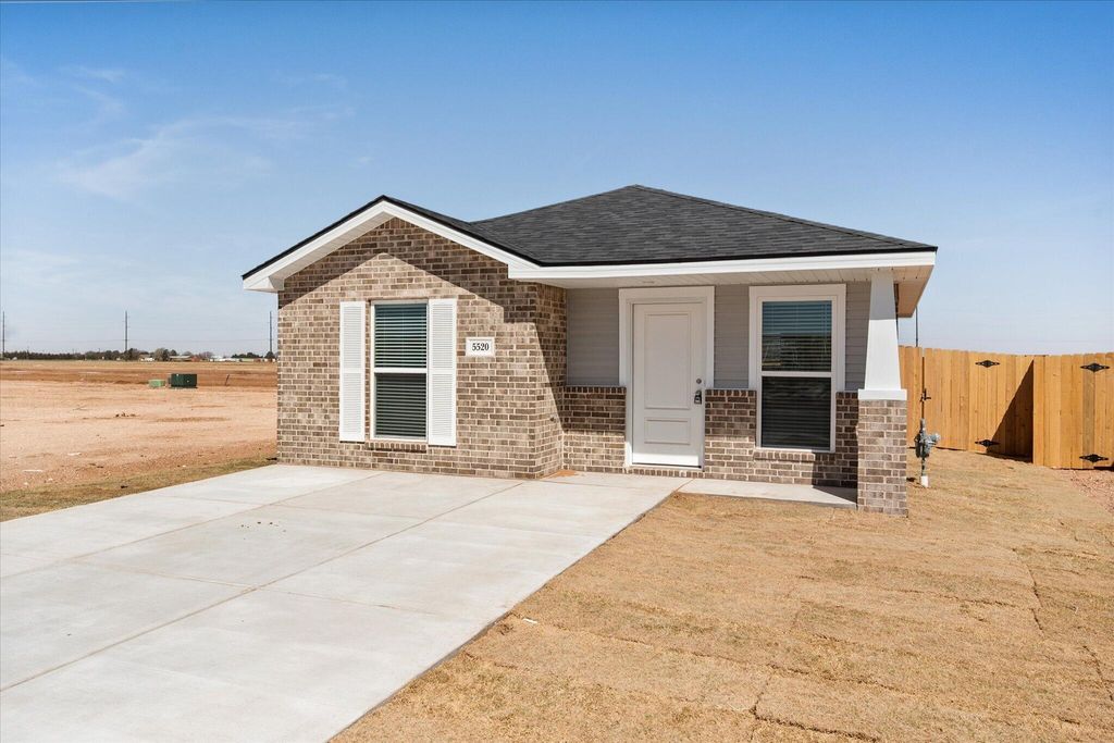 5520 Smith Street, Lubbock, TX 79416
