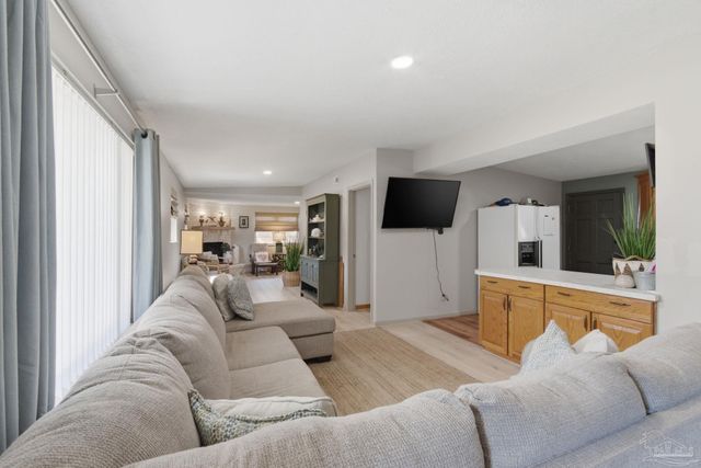 2110 Elaine Cir, Pensacola, FL 32504