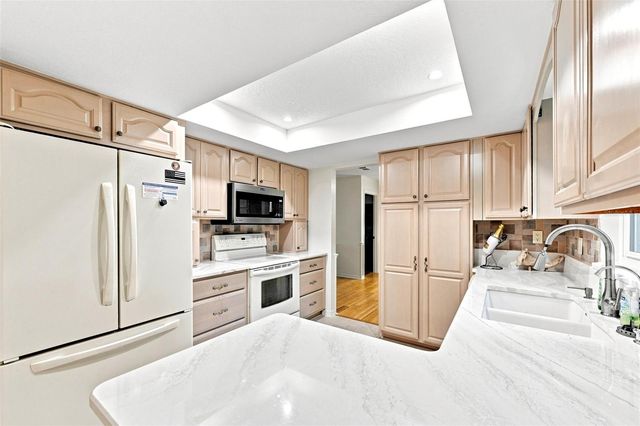 2107 W FORE DRIVE, Tampa, FL 33612