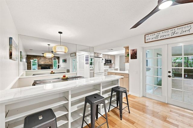 2107 W FORE DRIVE, Tampa, FL 33612