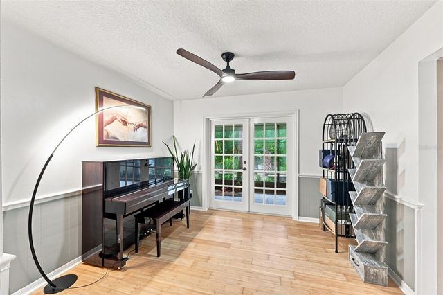 2107 W FORE DRIVE, Tampa, FL 33612