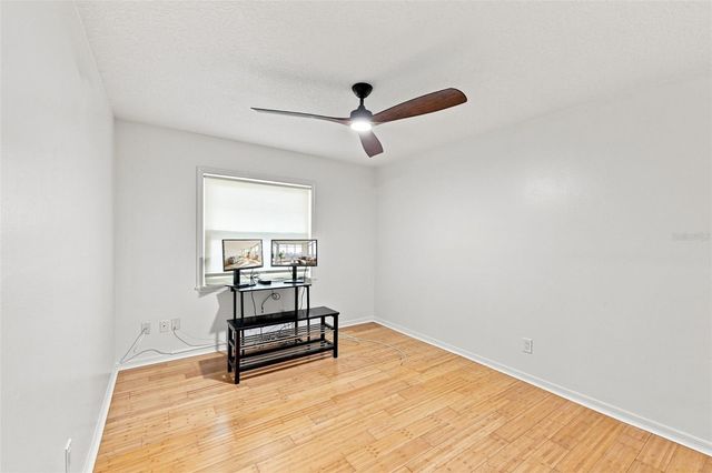 2107 W FORE DRIVE, Tampa, FL 33612