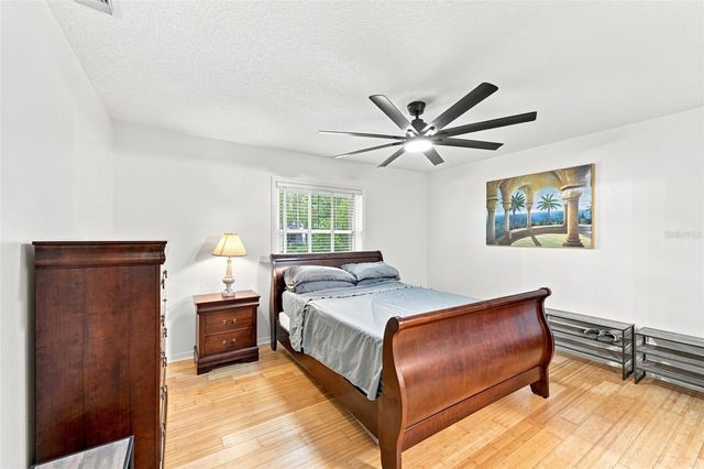 2107 W FORE DRIVE, Tampa, FL 33612