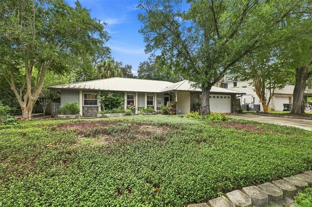 2107 W FORE DRIVE, Tampa, FL 33612