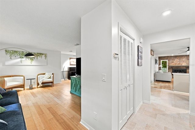 2107 W FORE DRIVE, Tampa, FL 33612