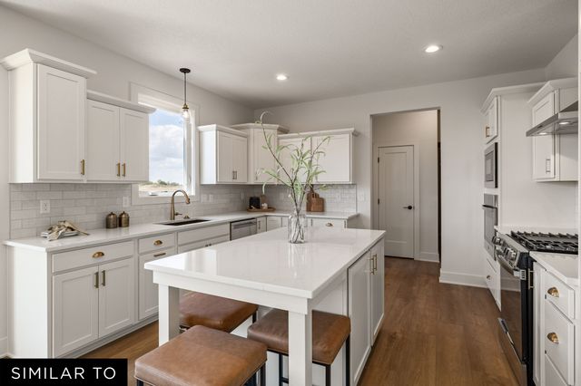 602 NE 59th Court, Ankeny, IA 50021