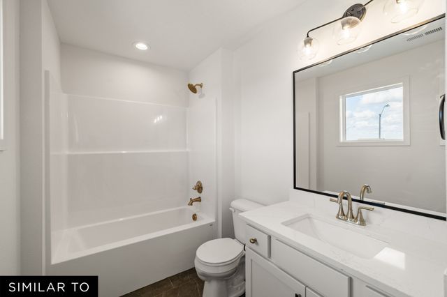 602 NE 59th Court, Ankeny, IA 50021
