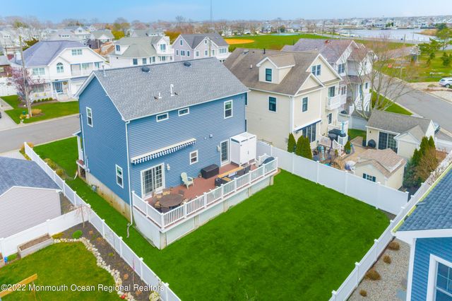 393 E Virginia Avenue, Manasquan, NJ 08736