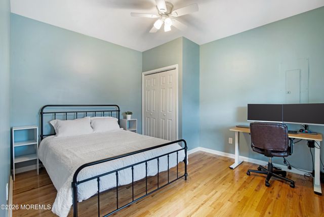 393 E Virginia Avenue, Manasquan, NJ 08736