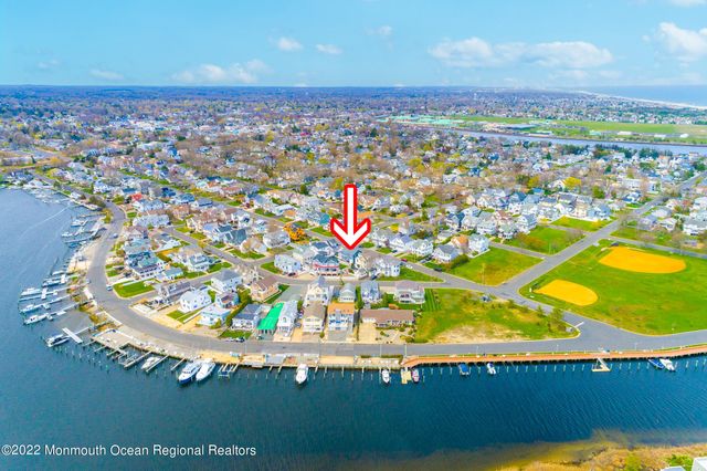 393 E Virginia Avenue, Manasquan, NJ 08736
