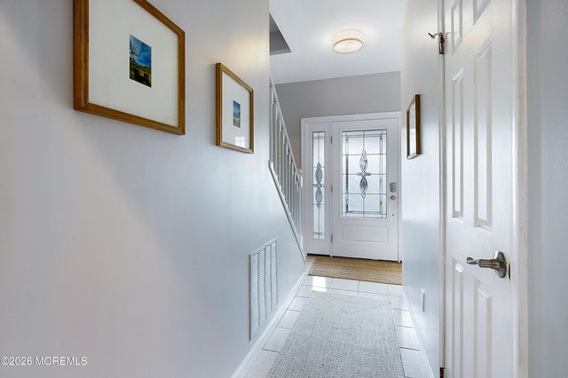 393 E Virginia Avenue, Manasquan, NJ 08736