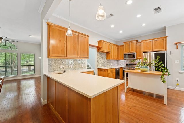 1929 Highland Park Circle, Denton, TX 76205