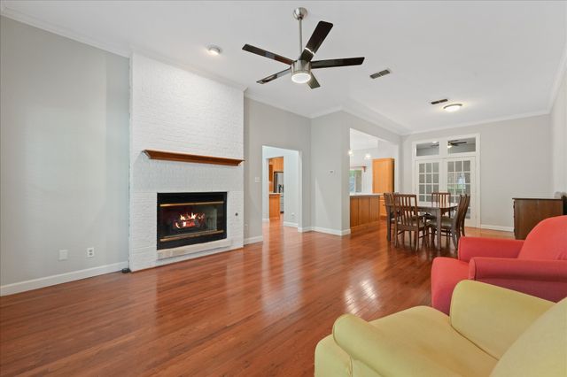 1929 Highland Park Circle, Denton, TX 76205