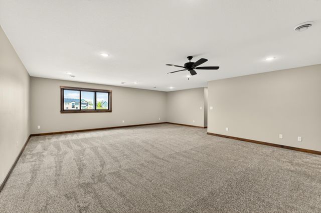 1701 21st Ave NE, Kasson, MN 55944