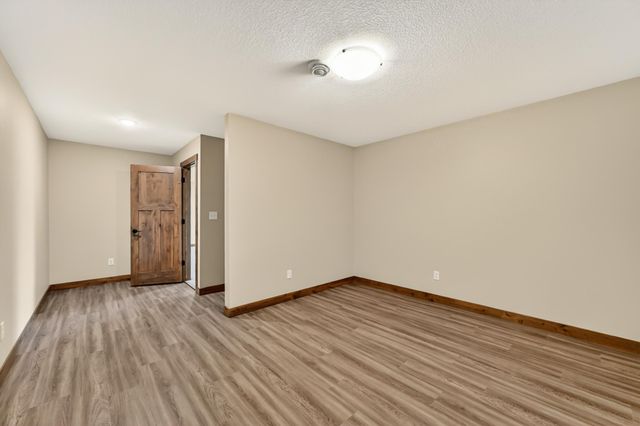 1701 21st Ave NE, Kasson, MN 55944