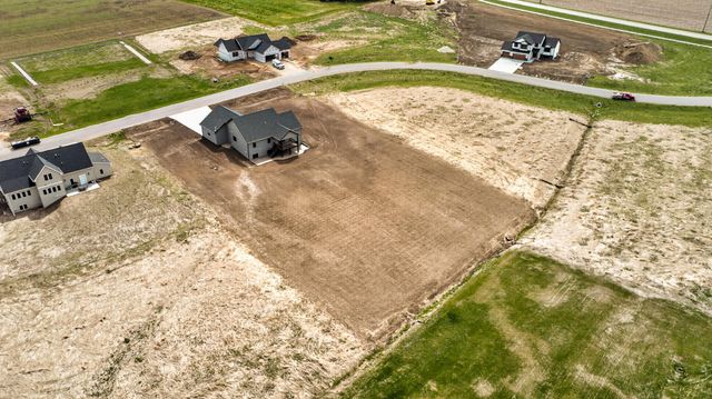1701 21st Ave NE, Kasson, MN 55944