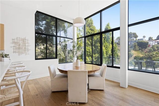 2746 Rinconia Drive, Los Angeles, CA 90068