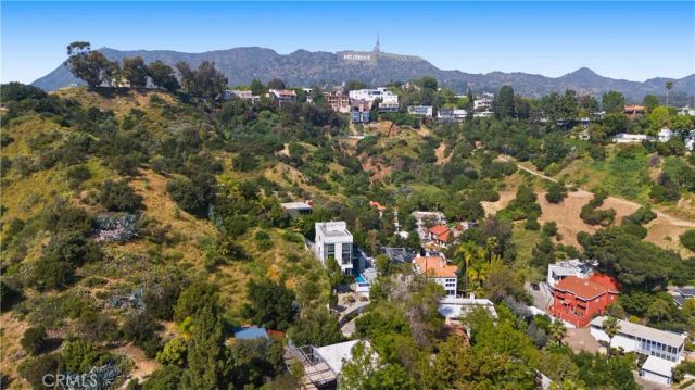 2746 Rinconia Drive, Los Angeles, CA 90068