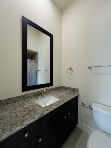 607 Nagle Street, Houston, TX 77003