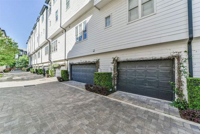 607 Nagle Street, Houston, TX 77003